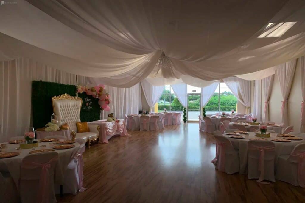 airy, elegant event space in orlando