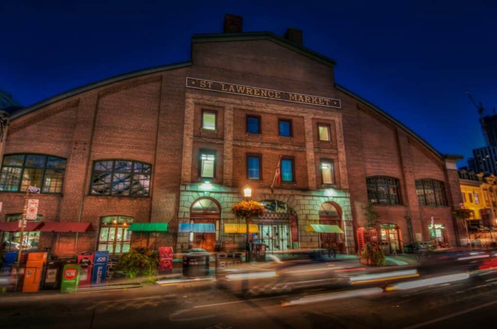 st lawrence market in toronto